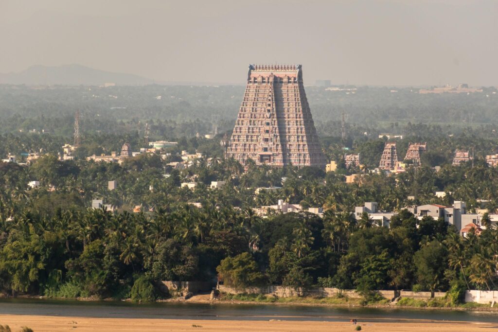 Madurai to Srirangam, Thanjavur & Kumbakonam Temple Tour Package